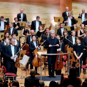 Ivan Karizna / London Philharmonic Orchestra Bild